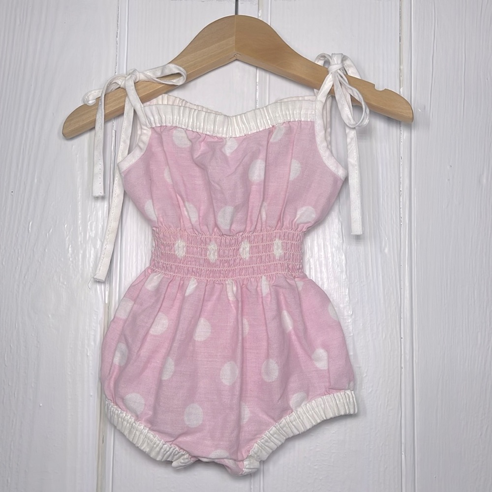 VINTAGE CARROTS EUC Blush Pink Polka Dot Smocked Tie Strap Romper Sunsuit